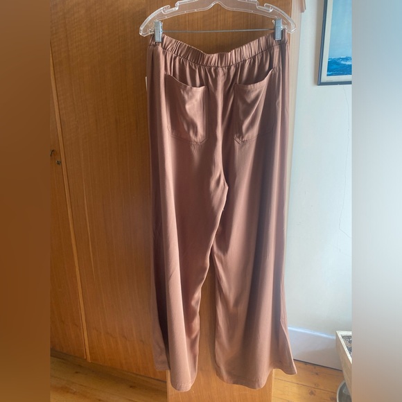 Women’s Wide Leg Casual Trousers - Picture 2 of 3